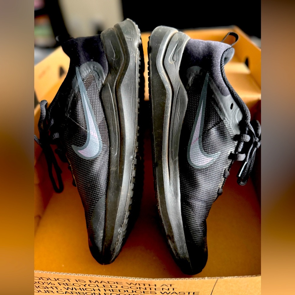 Nike Downshifter 12 NN - Size 5.5 (GS)